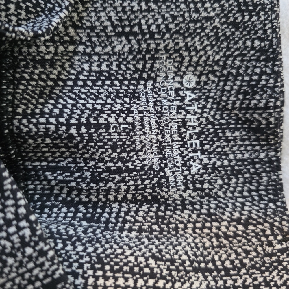 2 PAIRS ATHLETA LEGGINGS - Picture 3 of 13